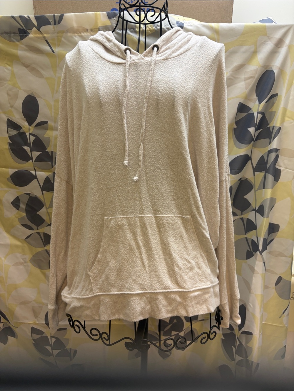 American Eagle Outfitters Cream Cozy Hooded Pullover